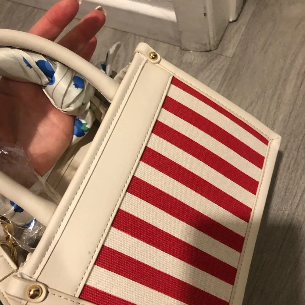 BETSEY JOHNSON XO LUCY RED/WHITE/BLUEBERRY CHARM TOP HANDLE CROSSBODY BAG NWT